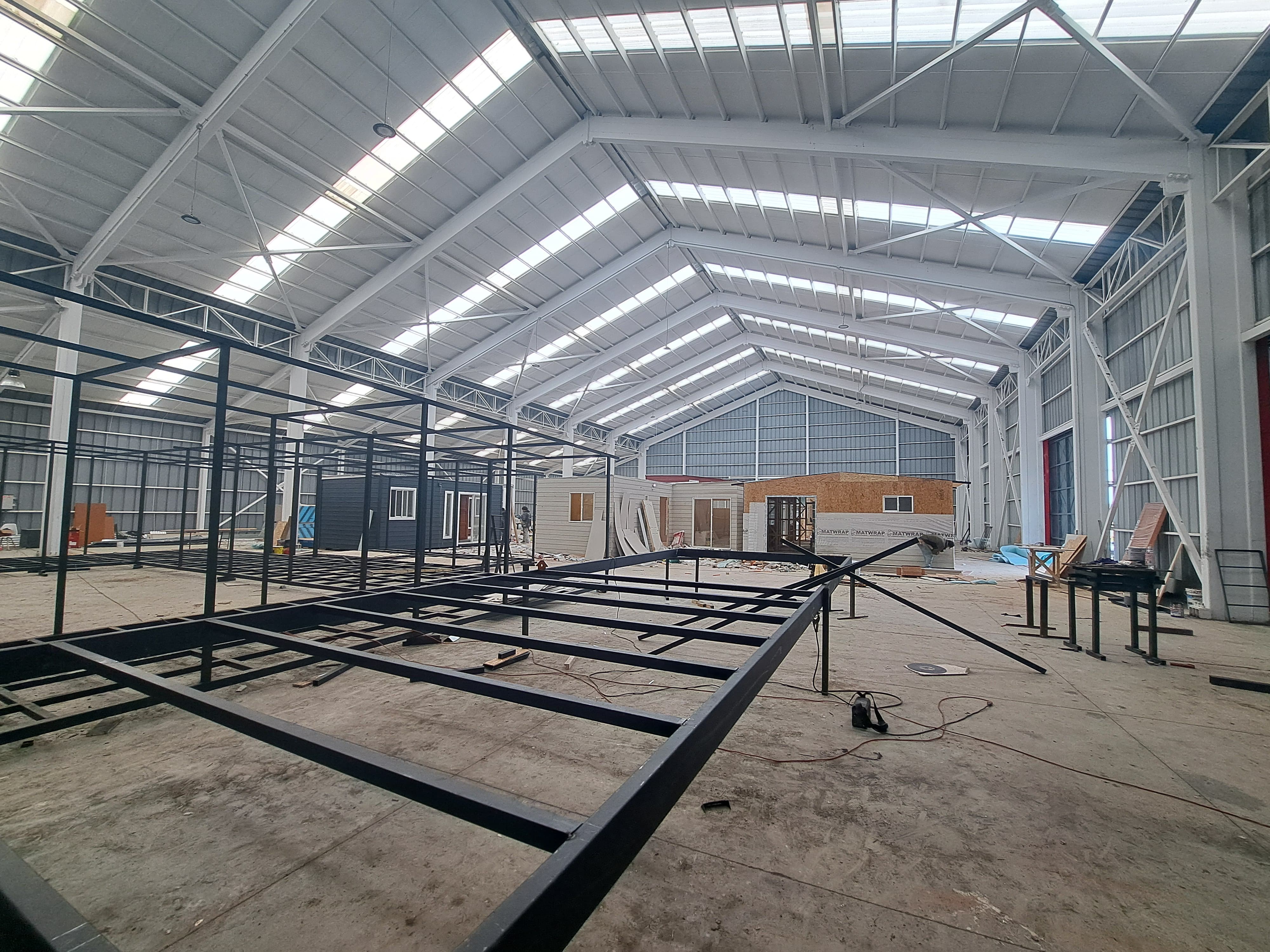Fabricación del chasis de hierro en taller
